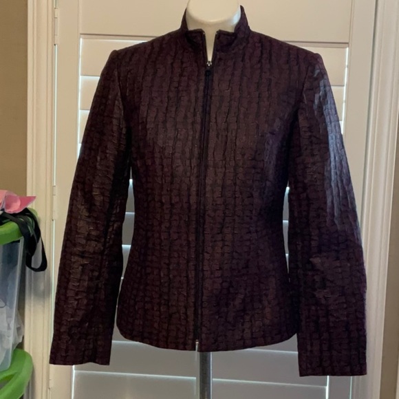Due Per Due Jackets & Blazers - Black and Red Blazer with Tailored Silhouette and Stand-Up Collar